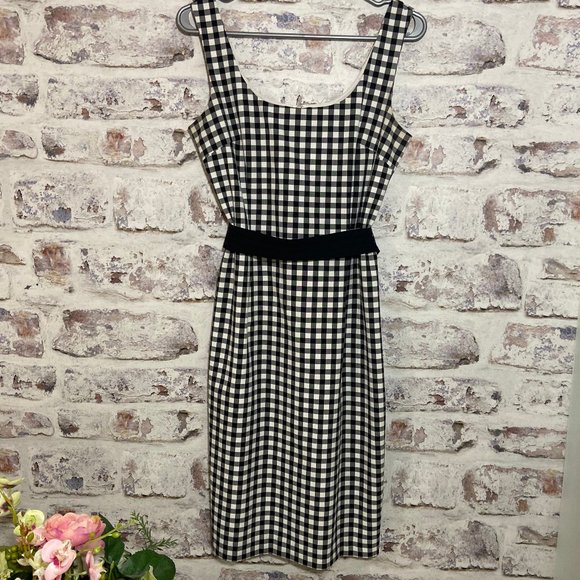 Gingerham Le Chateau Dress - Picture 1 of 5